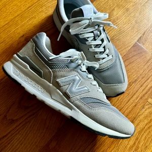 New Balance 997H size 7.5